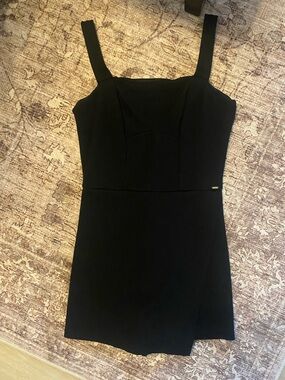 XS Black Guess Mini Jumper